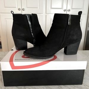 Blondo waterproof, black, suede, ankle boots